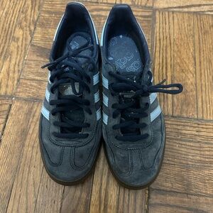 Adidas Spezial Sneakers
